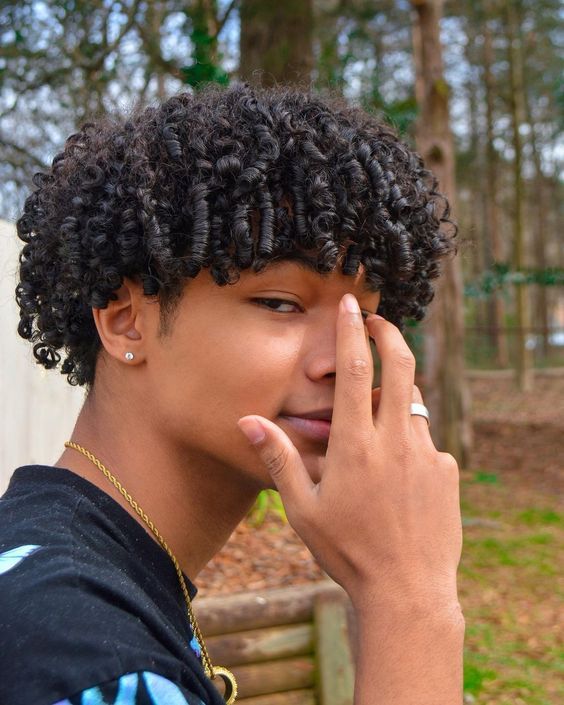 men curly hairstyles small curly hairstyle for men