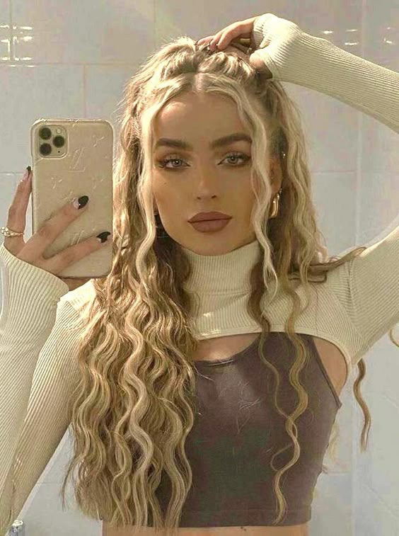  blonde curled hair 