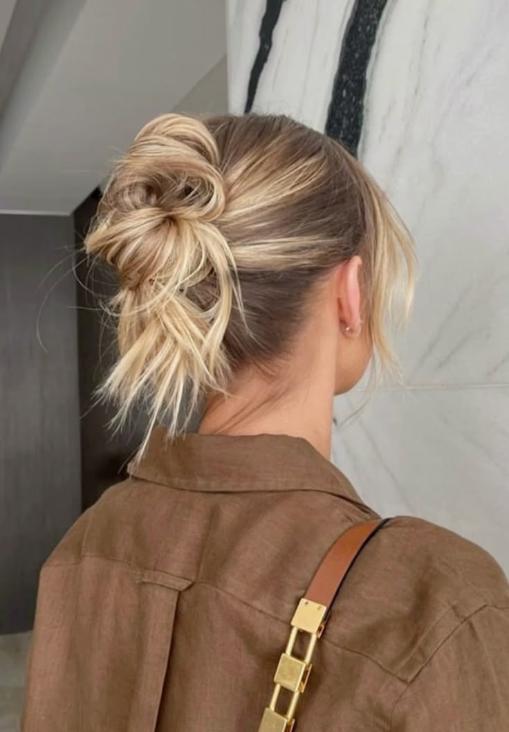 cute hairstyles messy bun hairstyle